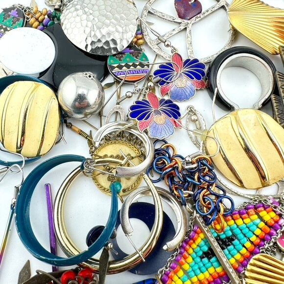 Bundle lot of Earring Sets - Picture 2 of 6